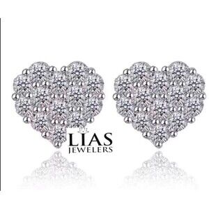 New 18k white gold studs earrings heart